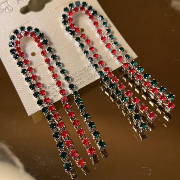 Waterfall Statement Earrings - Picture 1 of 3